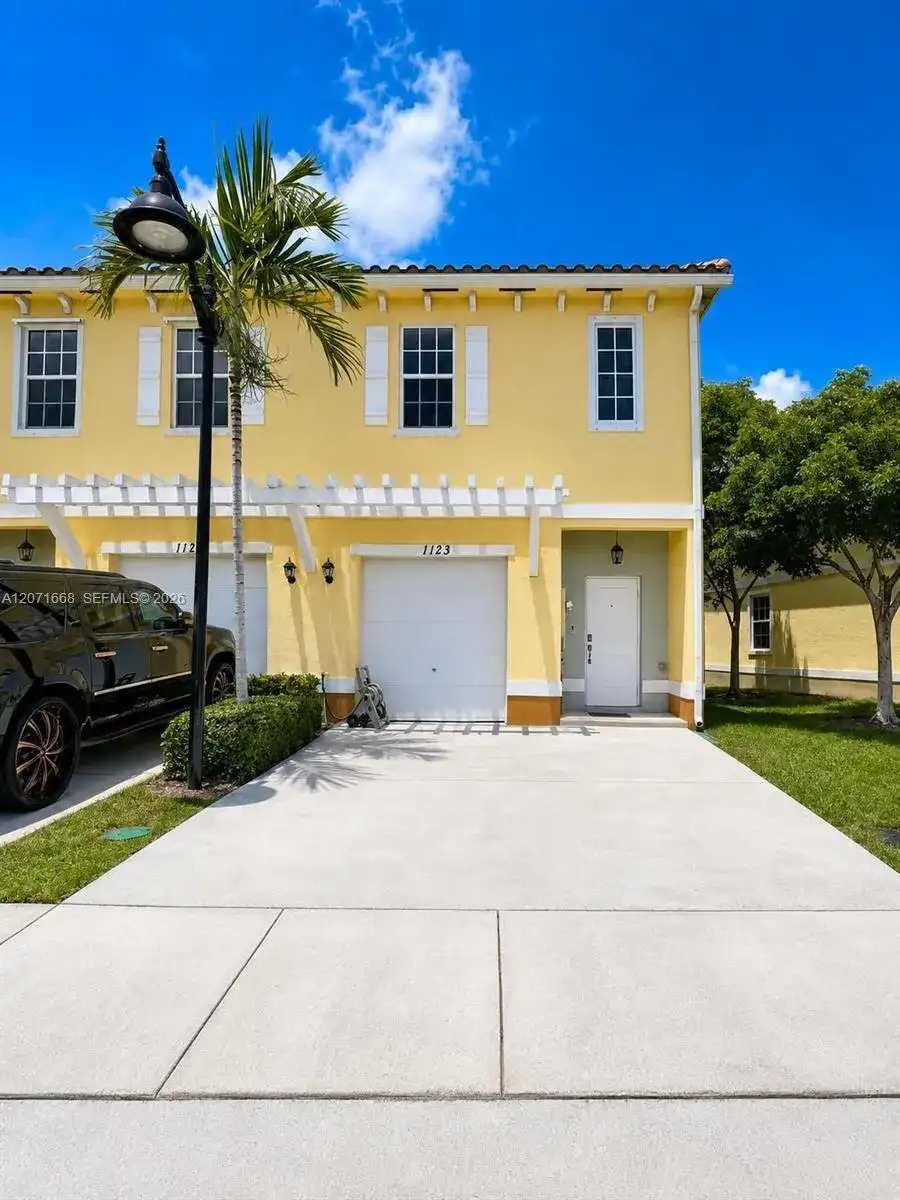 1123 NW 41 # 1123, Lauderhill FL 33313 photo 4