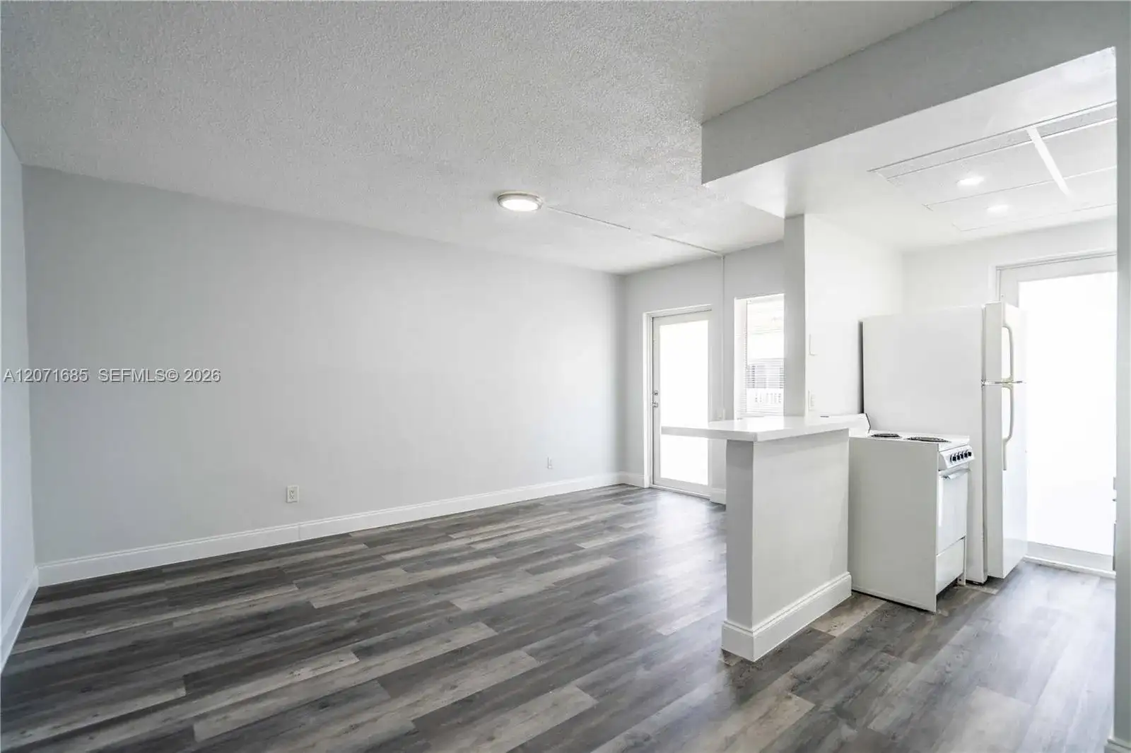 6650 Miller Dr # 19, South Miami FL 33155 photo 4