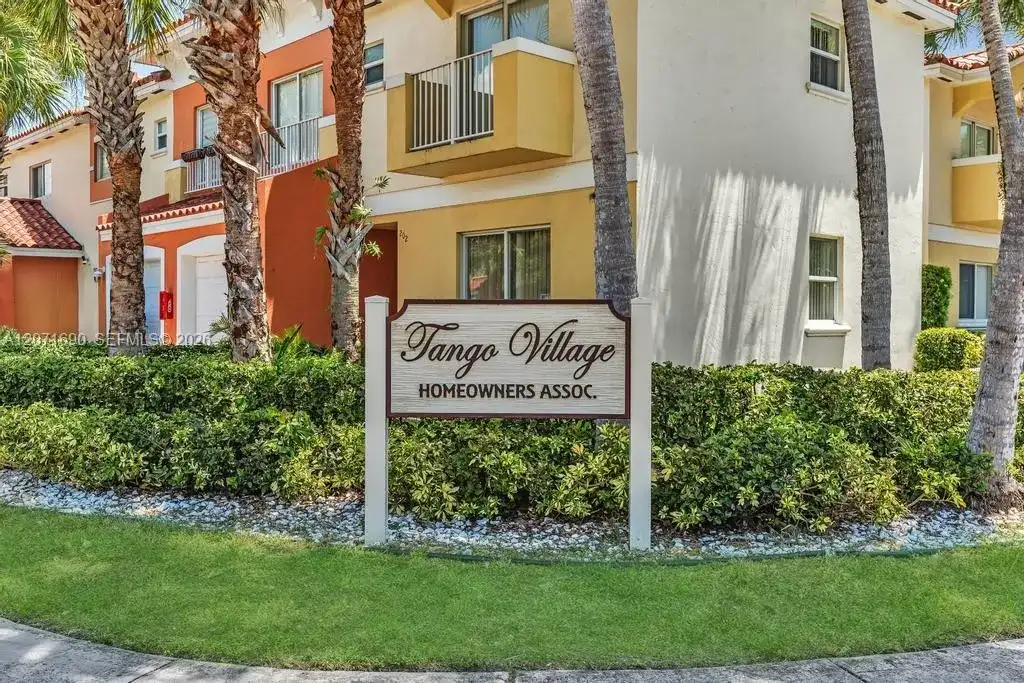 228 NW 14th Ave # 0, Fort Lauderdale FL 33311