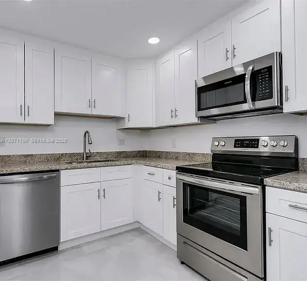 2500 Parkview Dr # 1705, Hallandale Beach FL 33009 photo 4