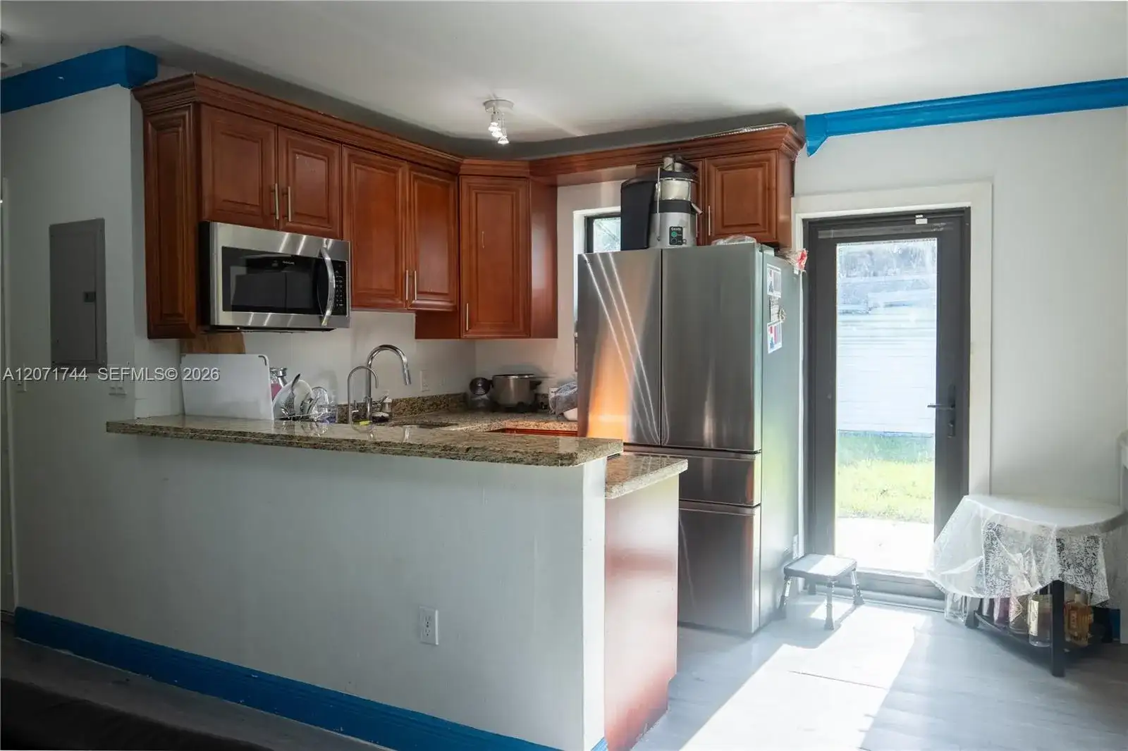 901 NW 33rd Dr, Lauderhill FL 33311 photo 2