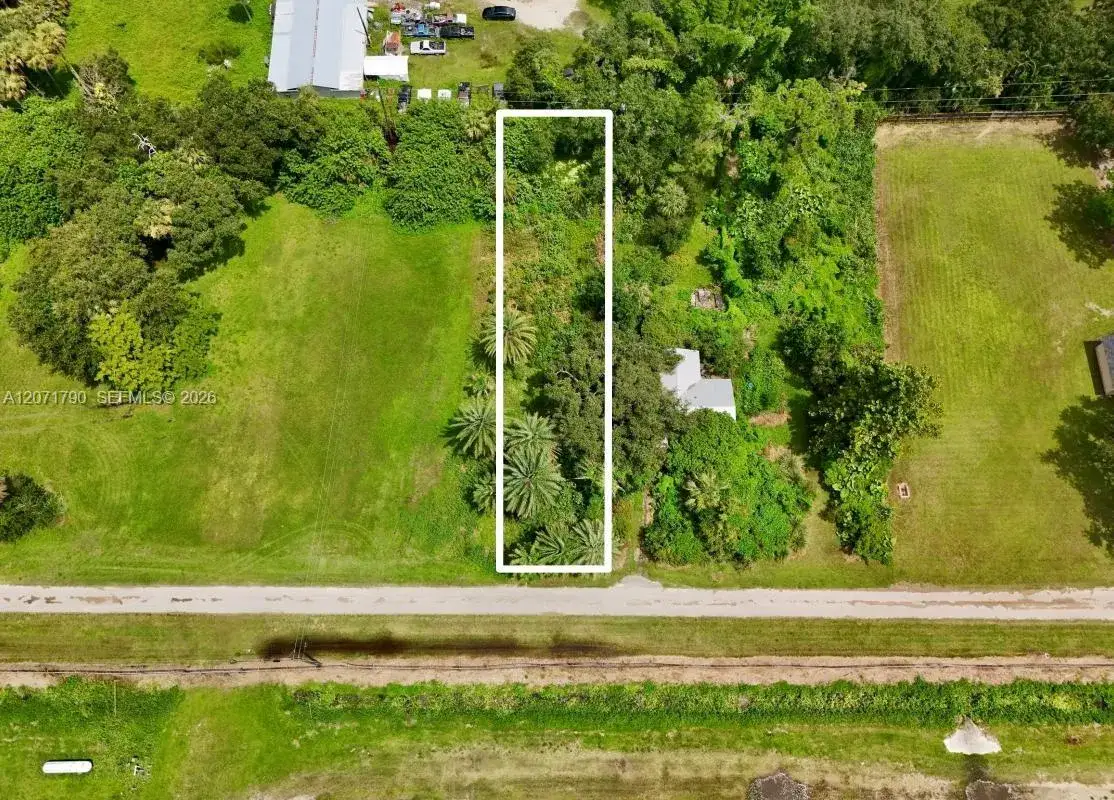 20101 WAGNER AVE, Other City - In The State Of Florida FL 33920