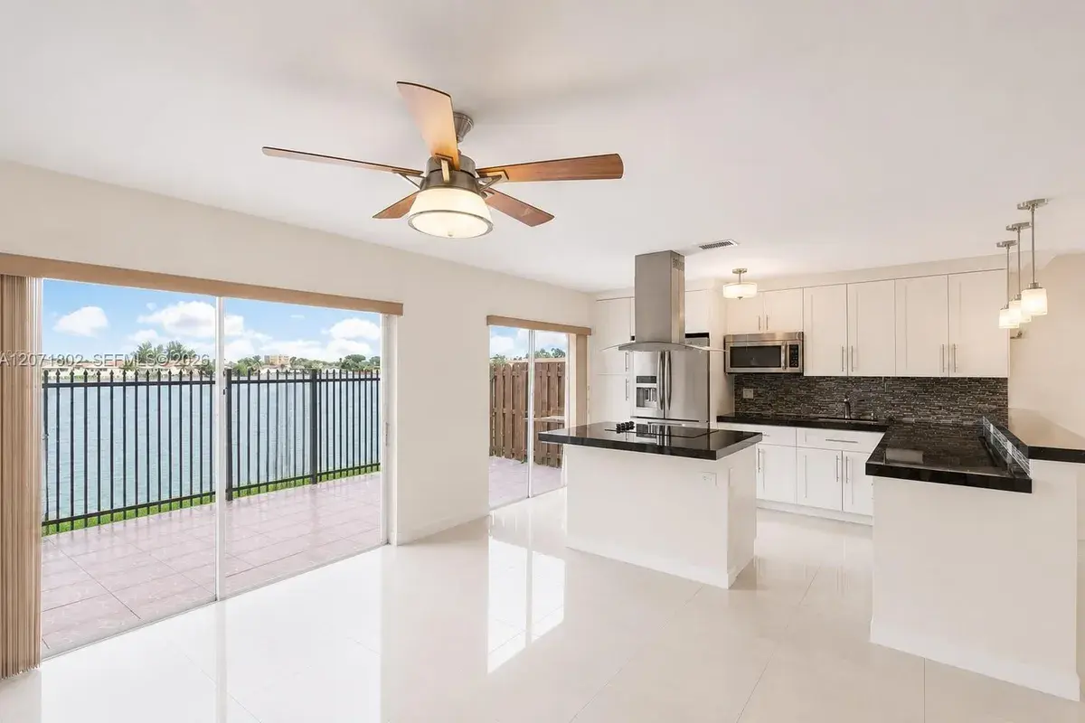 2561 W 60th Pl # 1, Hialeah FL 33016