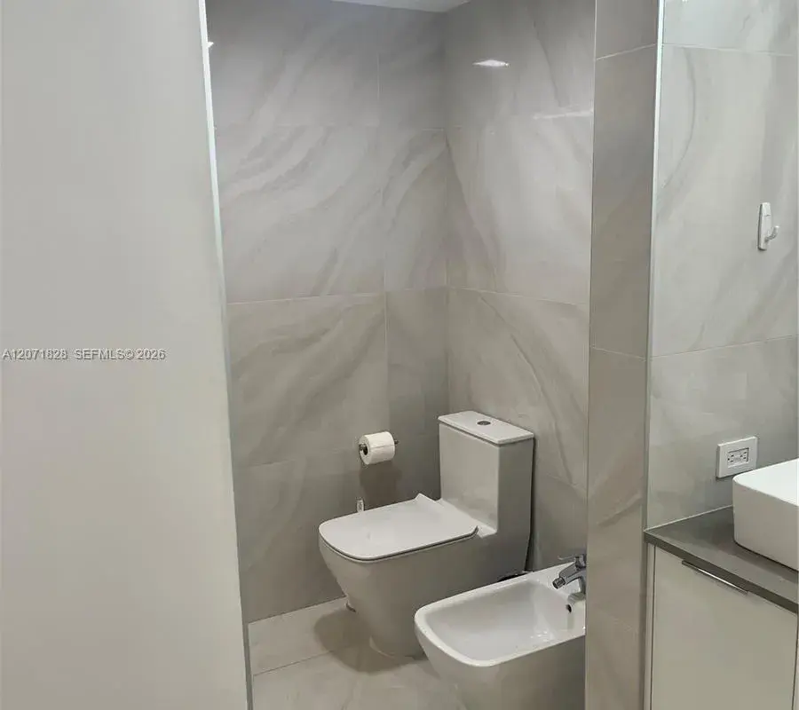 20191 E Country Club Dr # 503, Aventura FL 33180