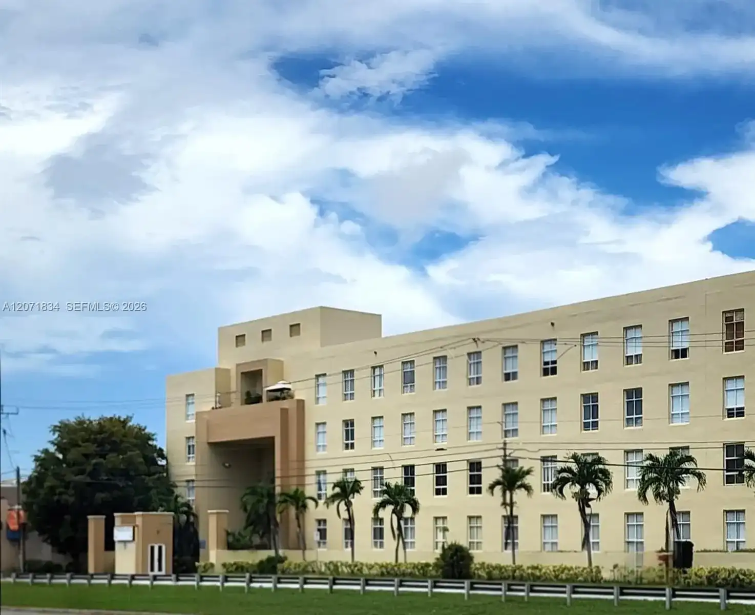 7420 W 20th Ave # 331, Hialeah FL 33016