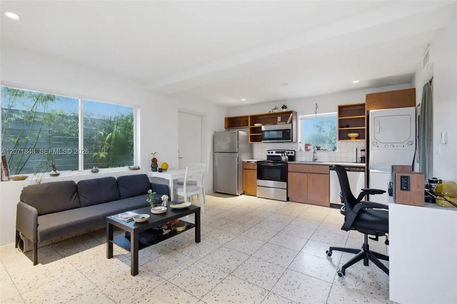 127 NW 74th St # 2, Miami FL 33150