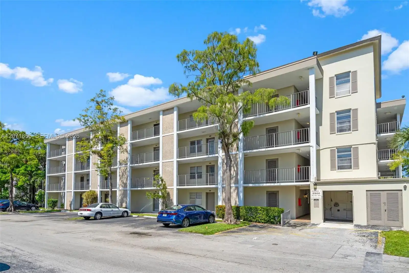 2900 NW 48th Ter # 213, Lauderdale Lakes FL 33313 photo 2