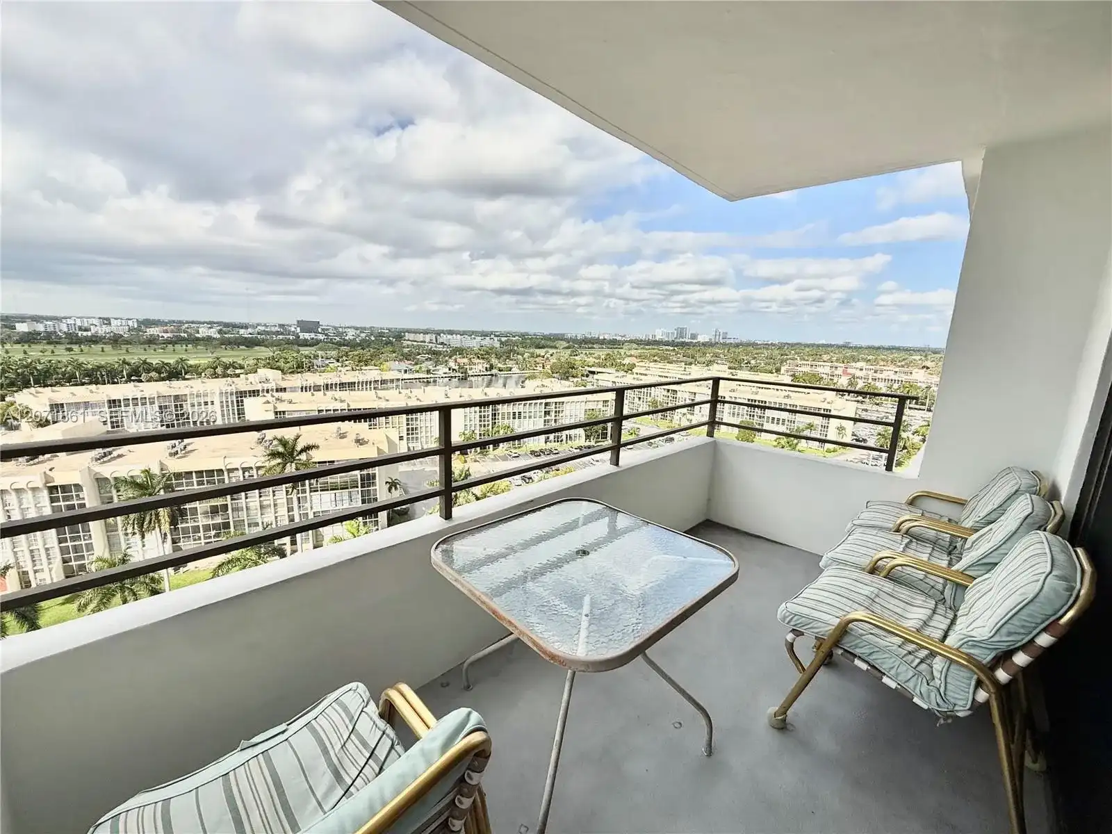 600 Three Islands Blvd # 1107, Hallandale Beach FL 33009