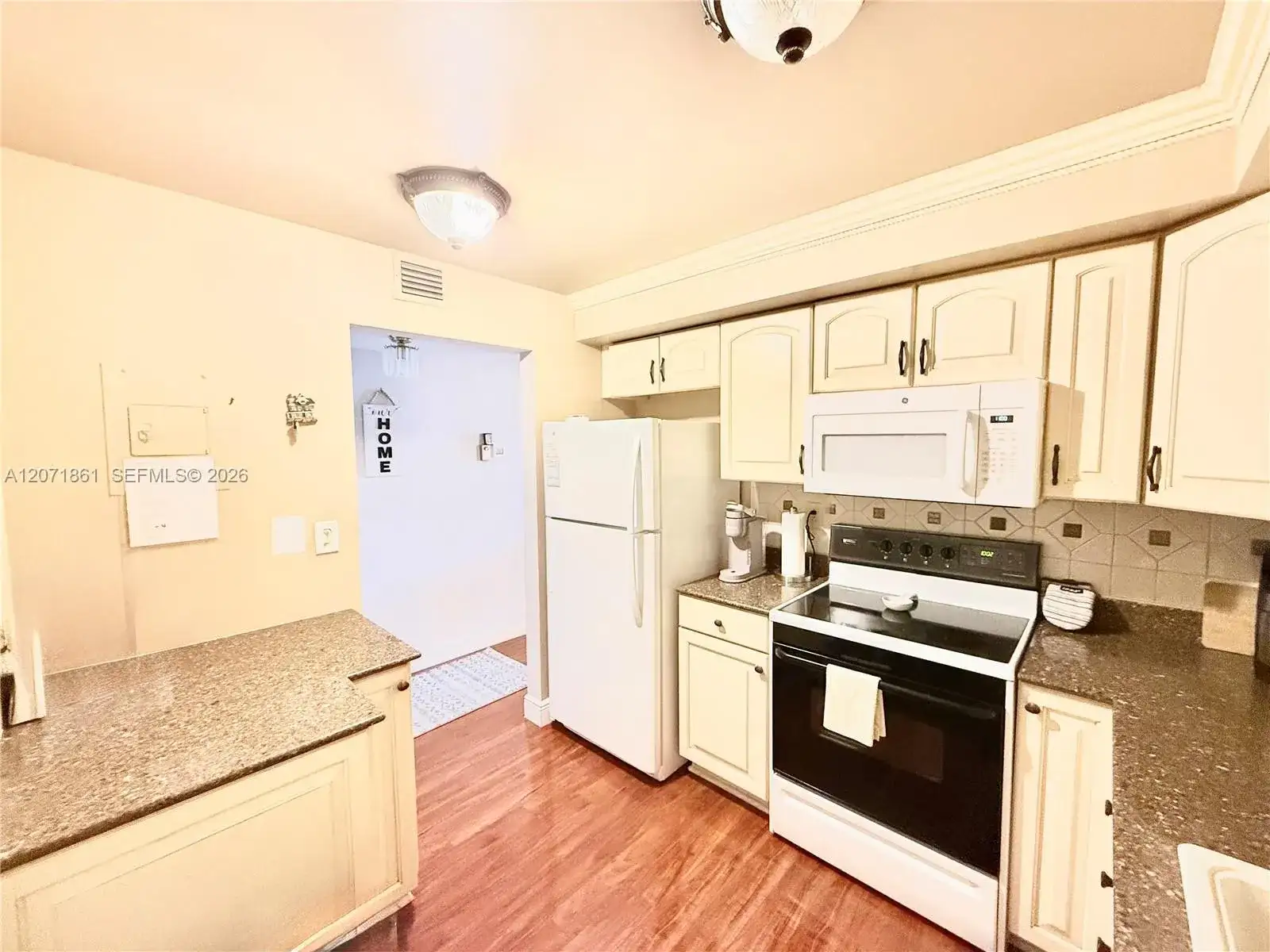 600 Three Islands Blvd # 1107, Hallandale Beach FL 33009 photo 2