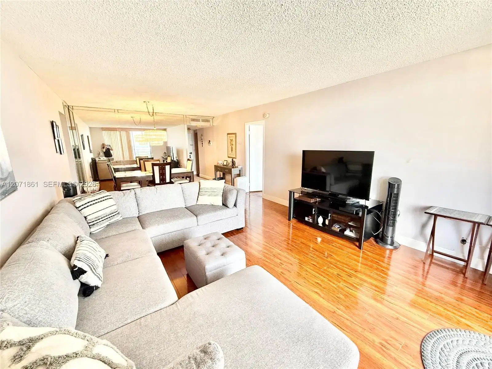 600 Three Islands Blvd # 1107, Hallandale Beach FL 33009 photo 4