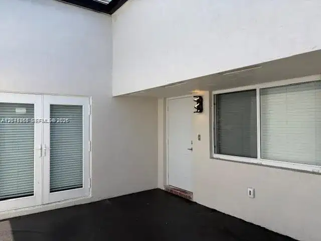 206 NE 1st Ct, Dania Beach FL 33004 photo 3