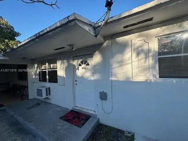 2501 NE 184th Ter # 2503, North Miami Beach FL 33160