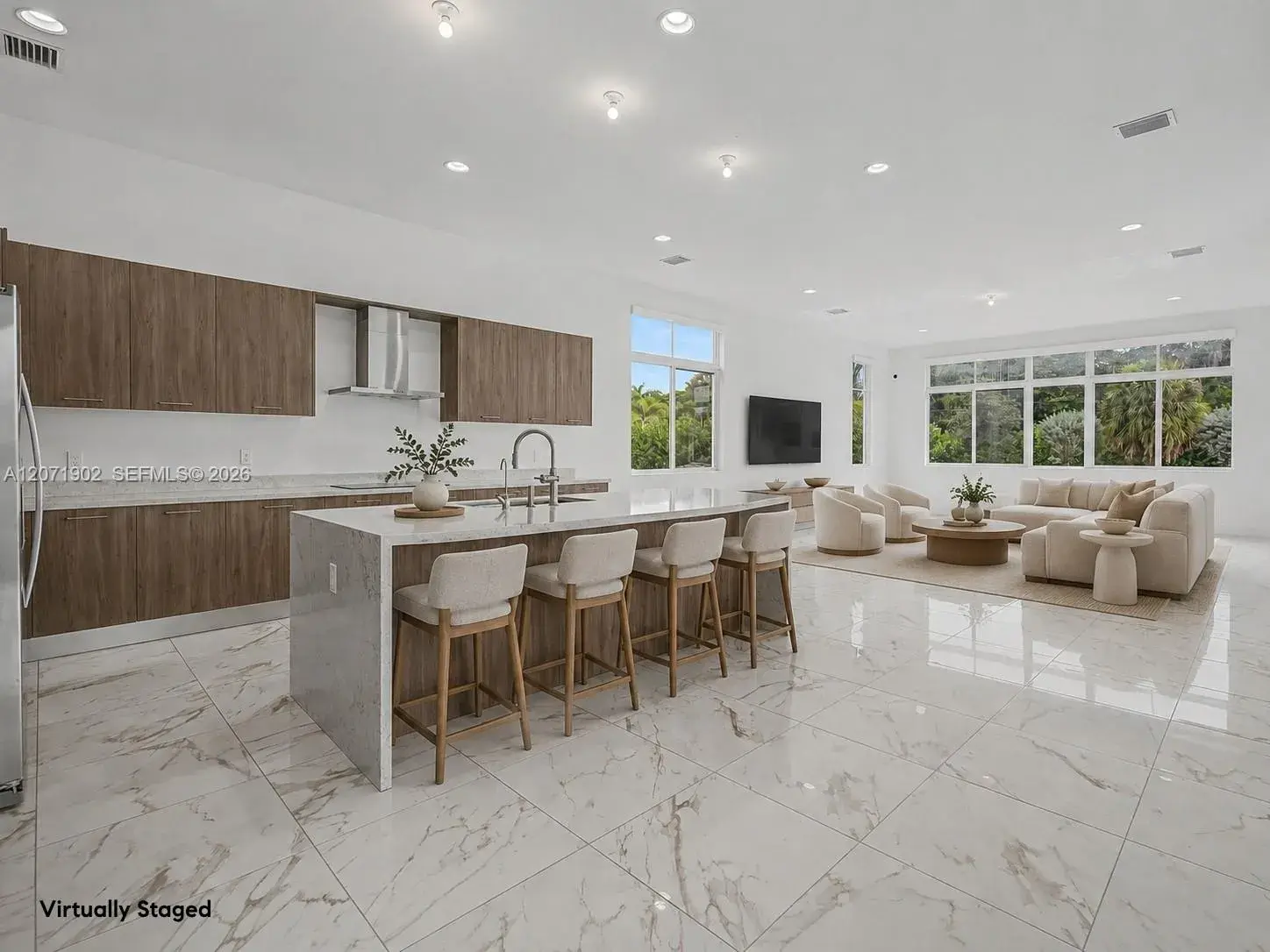 2440 SW 122nd Ter, Davie FL 33325