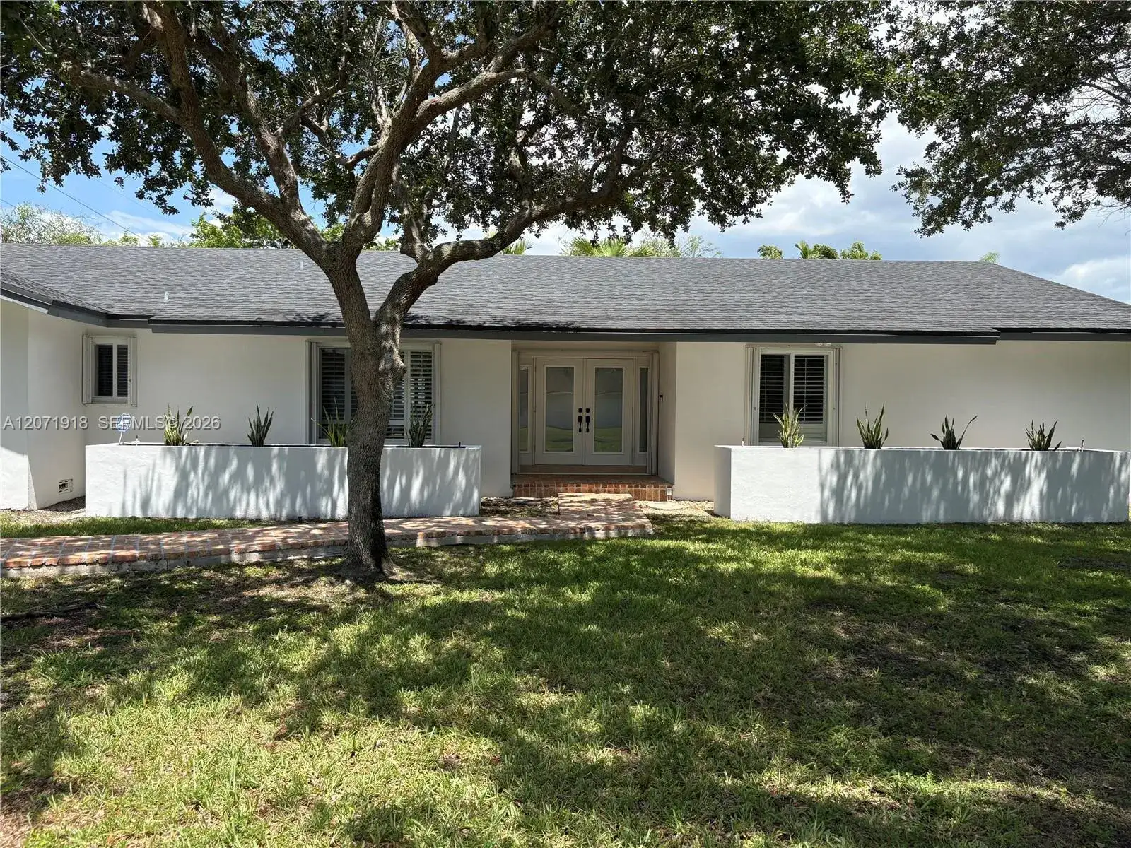 13241 SW 104th Ave, Miami FL 33176 photo 2