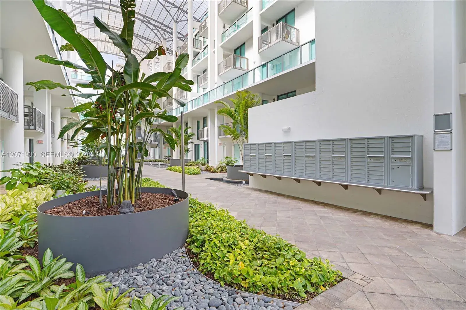 6000 Collins Ave # 336, Miami Beach FL 33140