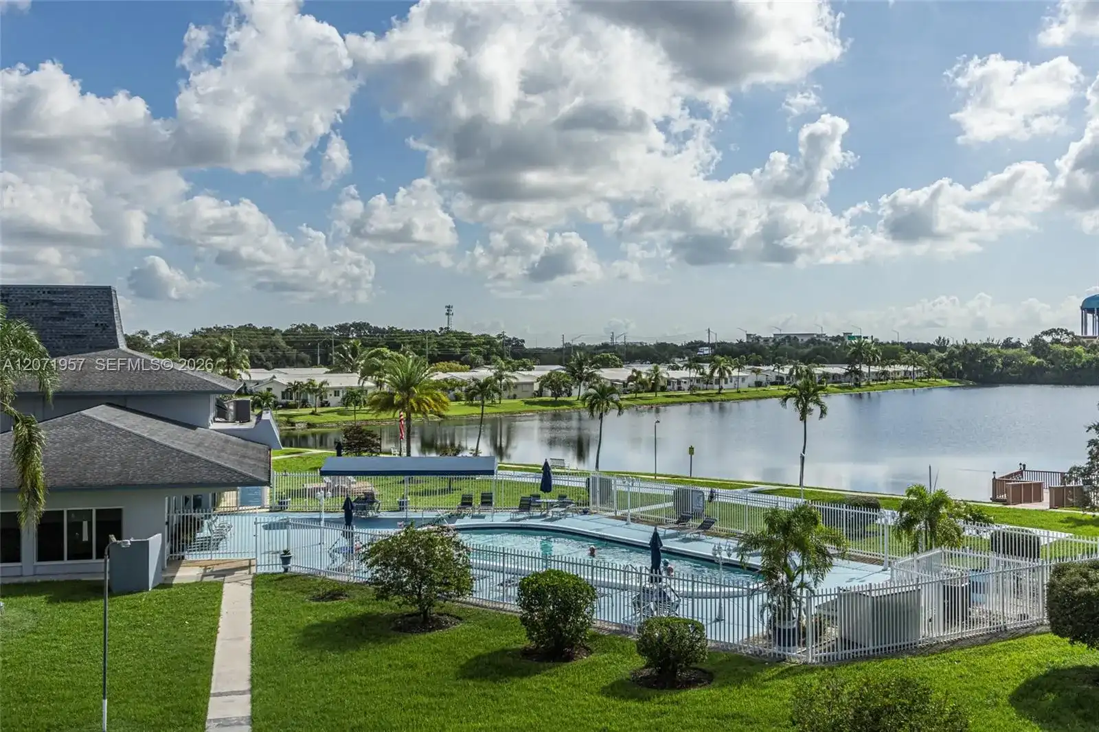 2223 Park Ln # 314, Hollywood FL 33021