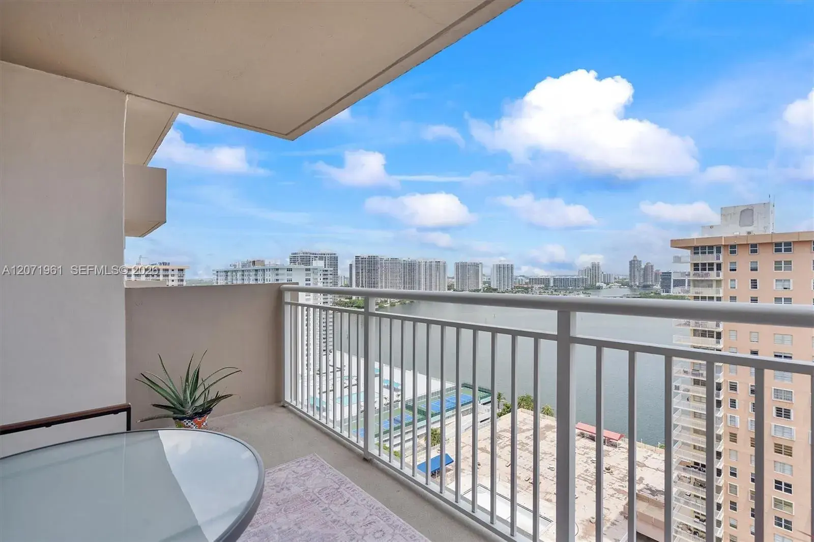 250 174th St # 2211, Sunny Isles Beach FL 33160