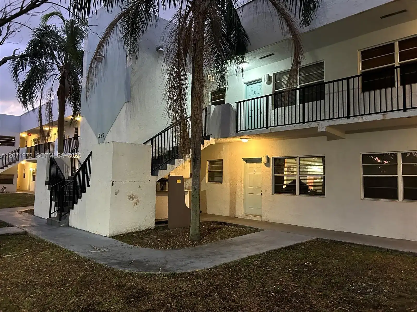 1925 Madison St # 14, Hollywood FL 33020 photo 2