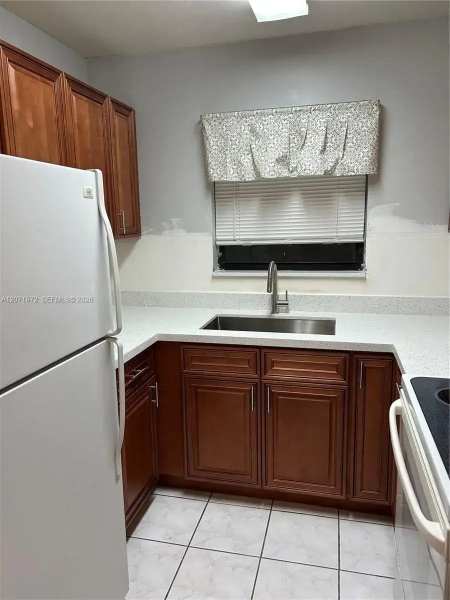1925 Madison St # 14, Hollywood FL 33020 photo 5