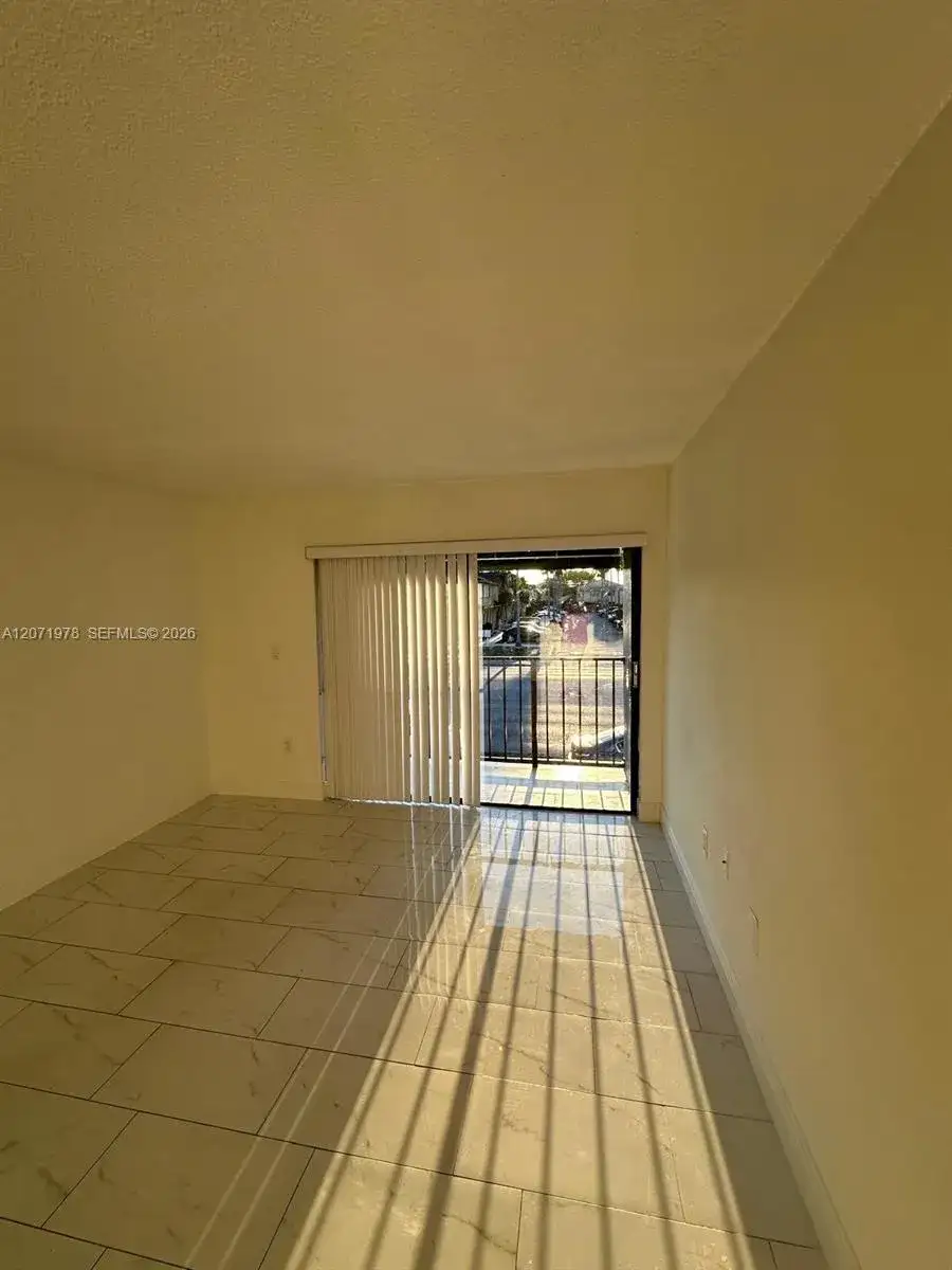 7401 SW 152nd Ave # 1, Miami FL 33193 photo 5