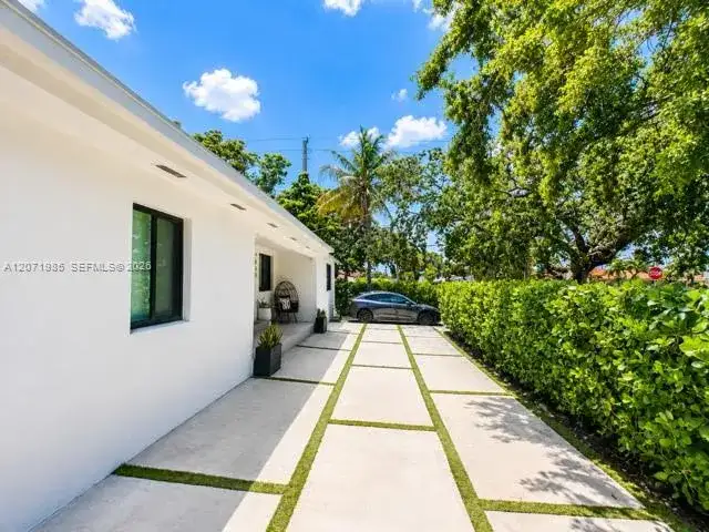 4630 SW 3rd St, Miami FL 33134 photo 4