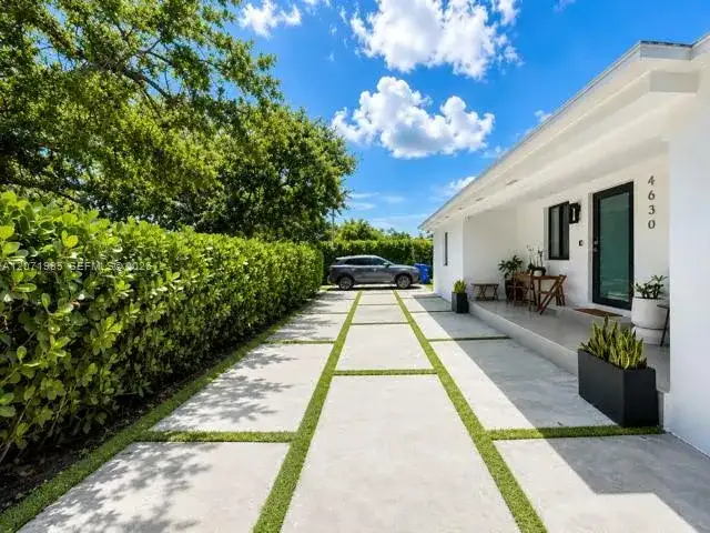 4630 SW 3rd St, Miami FL 33134 photo 5