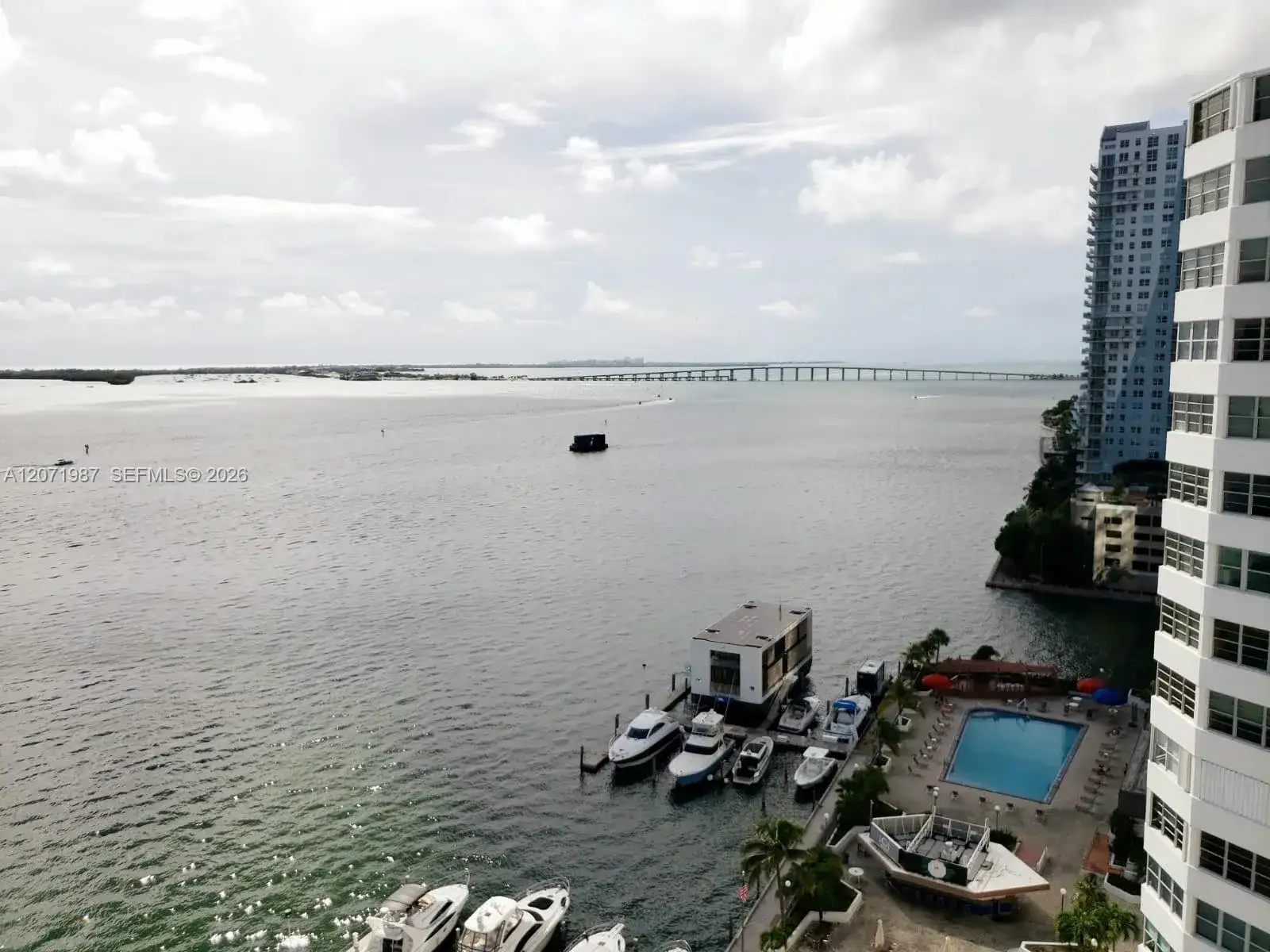 801 Brickell Bay Dr # 1767, Miami FL 33131 photo 2