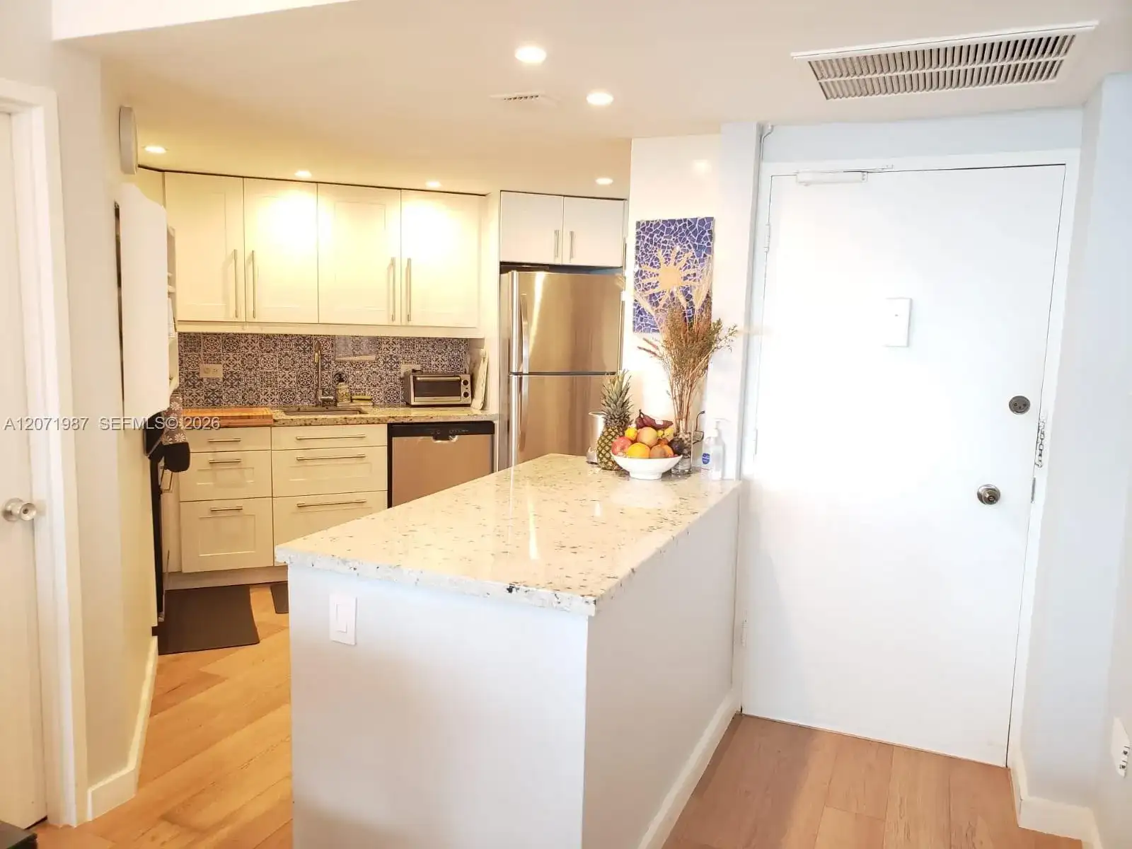 801 Brickell Bay Dr # 1767, Miami FL 33131 photo 4