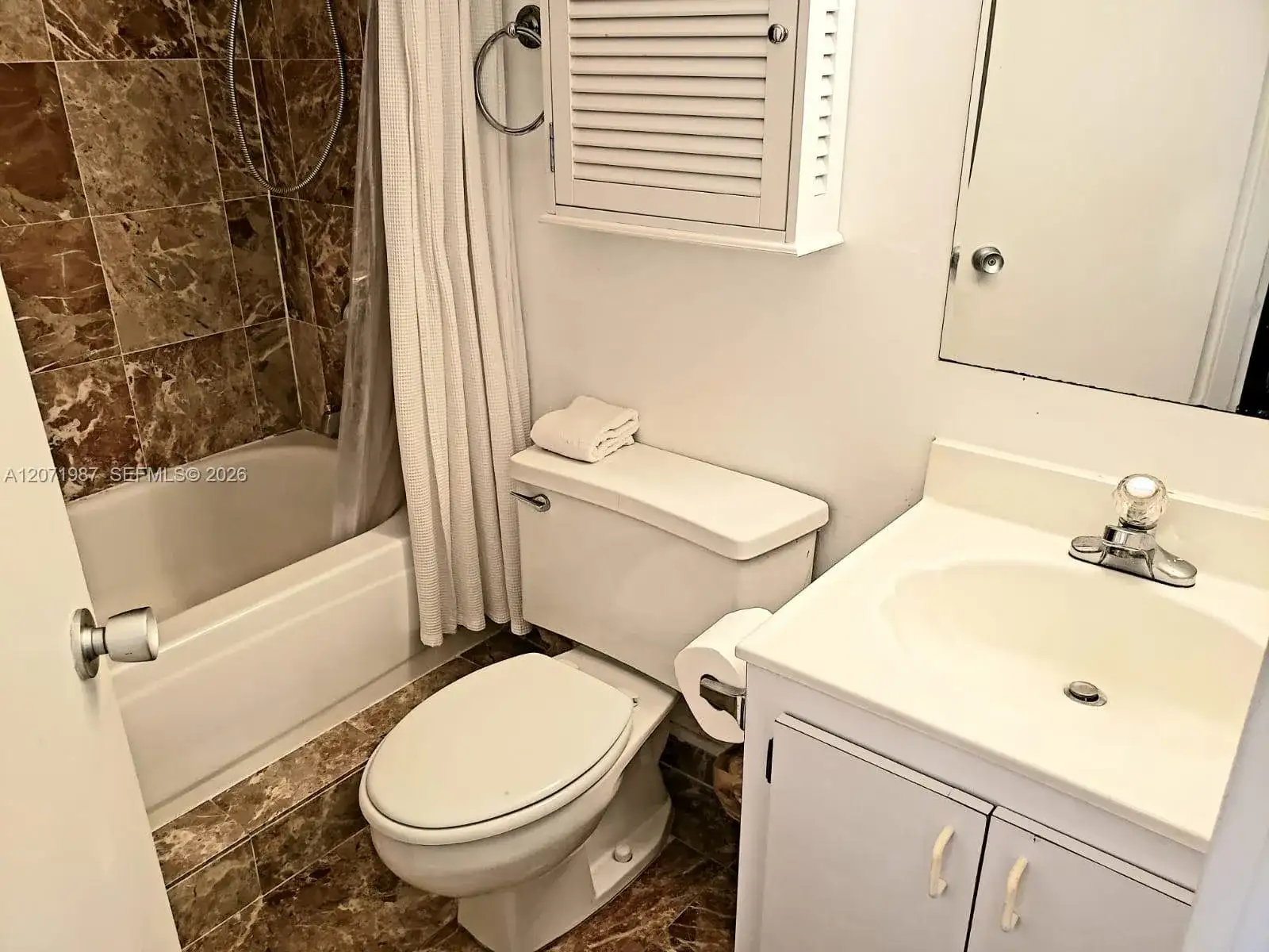 801 Brickell Bay Dr # 1767, Miami FL 33131 photo 5