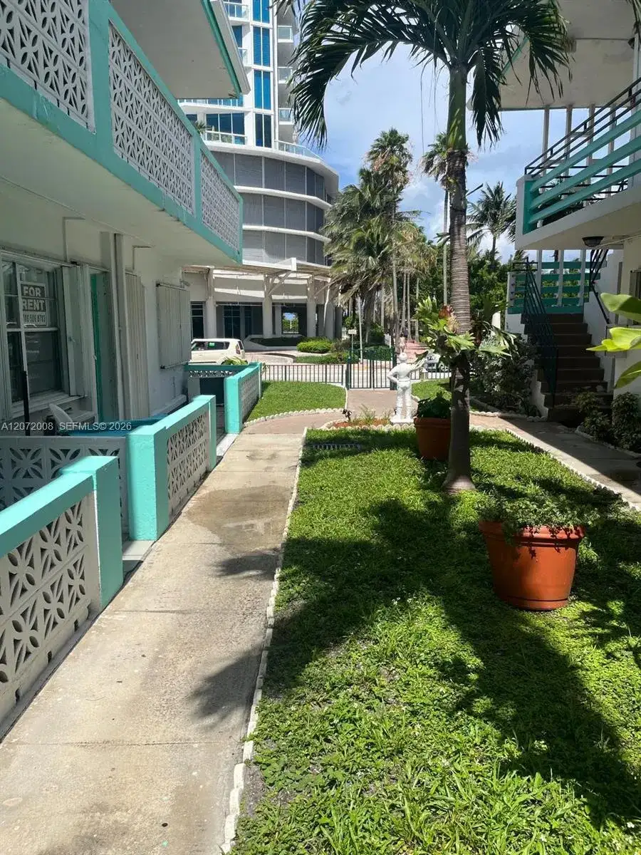 6498 Collins Ave # 40, Miami Beach FL 33141 photo 4