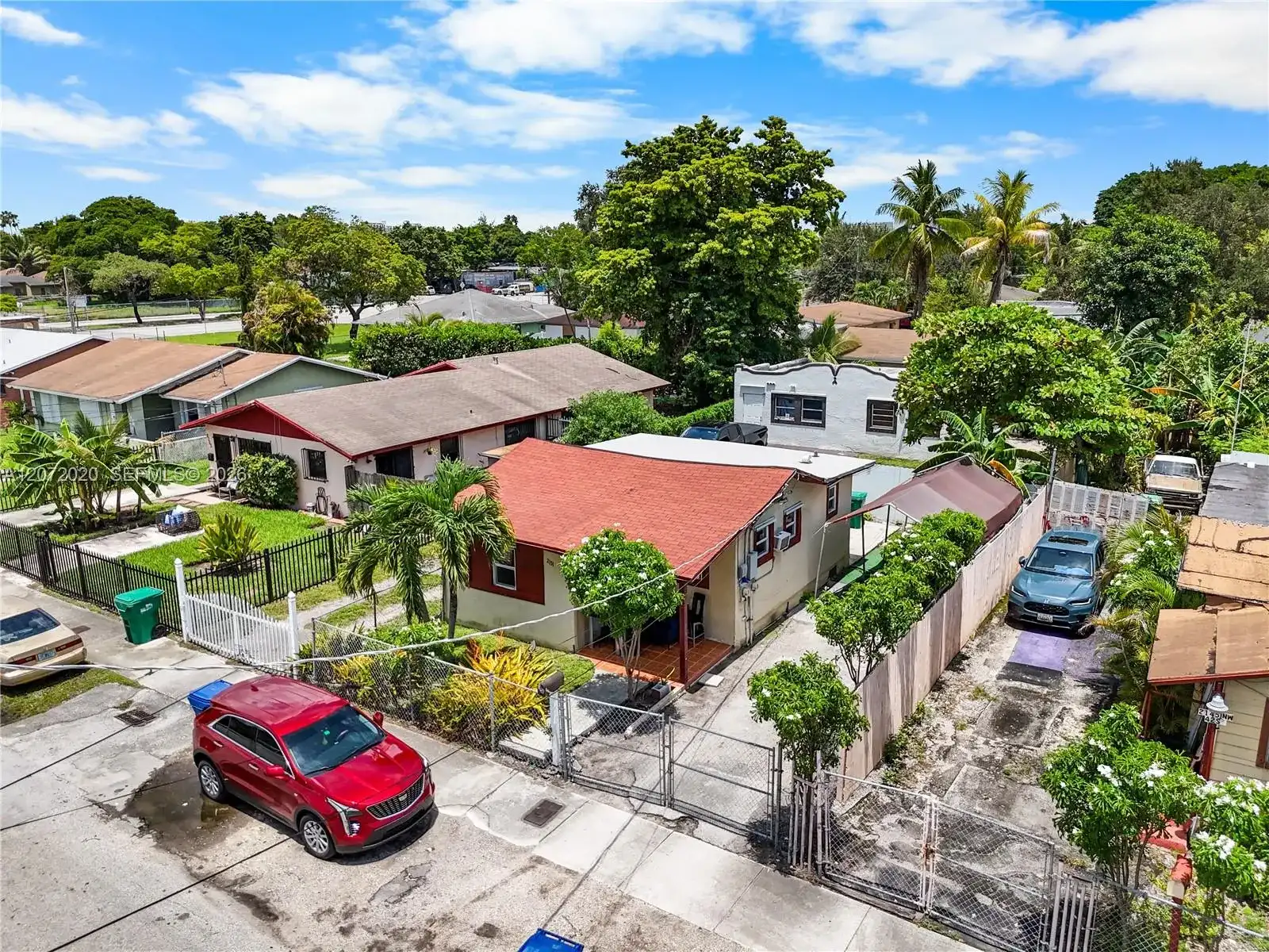 2151 NW 42nd St, Miami FL 33142