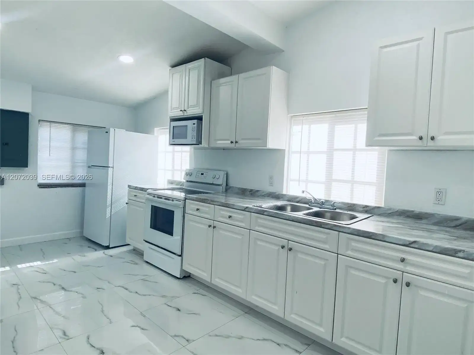 3100 NW 86th St, Miami FL 33147 photo 3