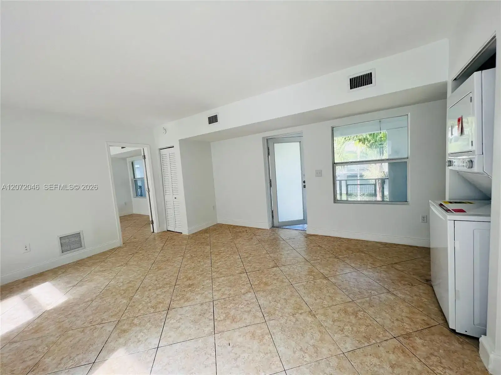 950 Bay Dr # 6, Miami Beach FL 33141 photo 4