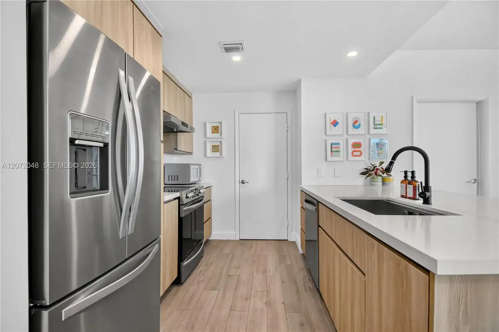 1900 N Bayshore Dr # 2019, Miami FL 33132