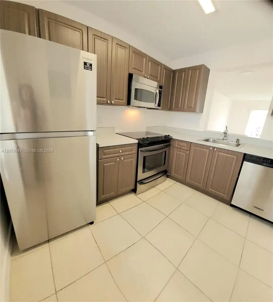 8620 N Sherman Cir # 306, Miramar FL 33025 photo 5