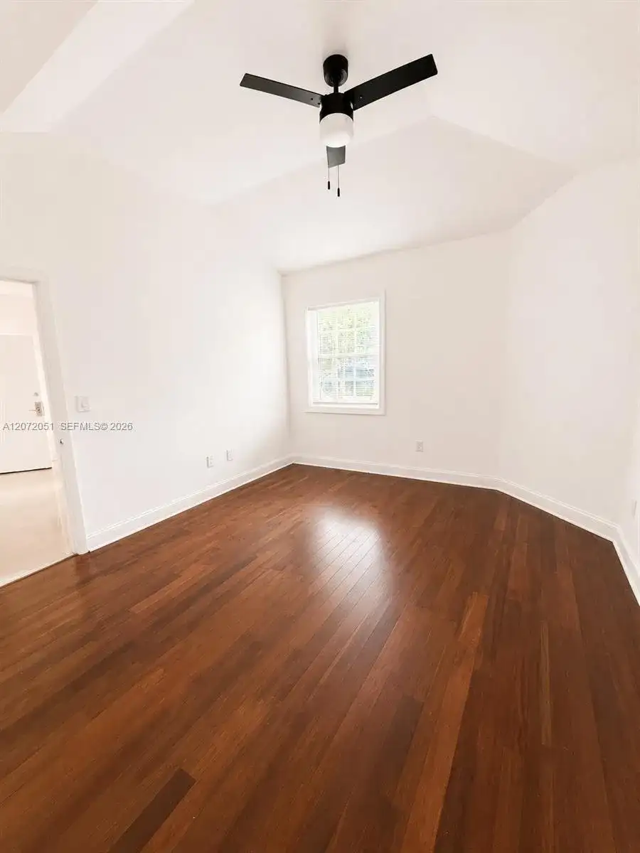 1440 Pennsylvania Ave # 3, Miami Beach FL 33139 photo 5