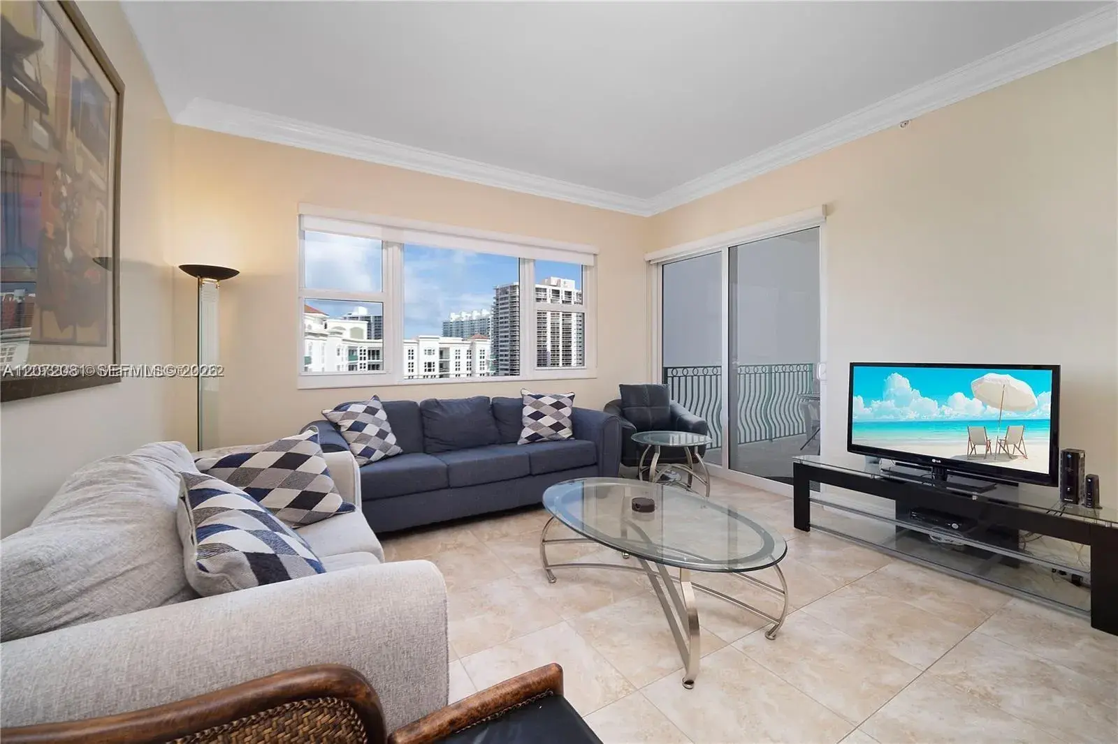 19900 E Country Club Dr, Aventura FL 33180