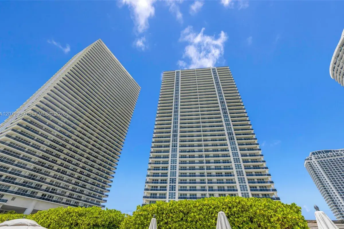 1800 S Ocean Dr # 1108, Hallandale Beach FL 33009