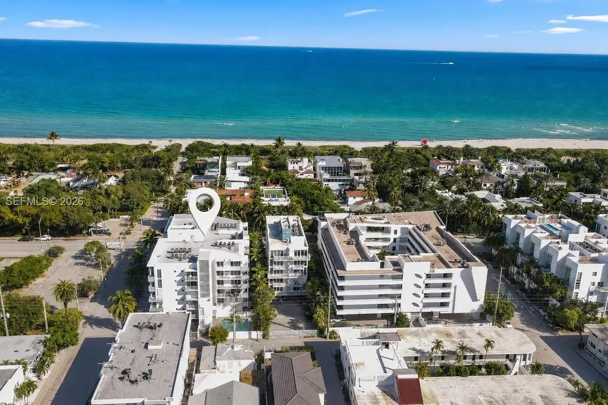 7832 Collins Ave # 202, Miami Beach FL 33141