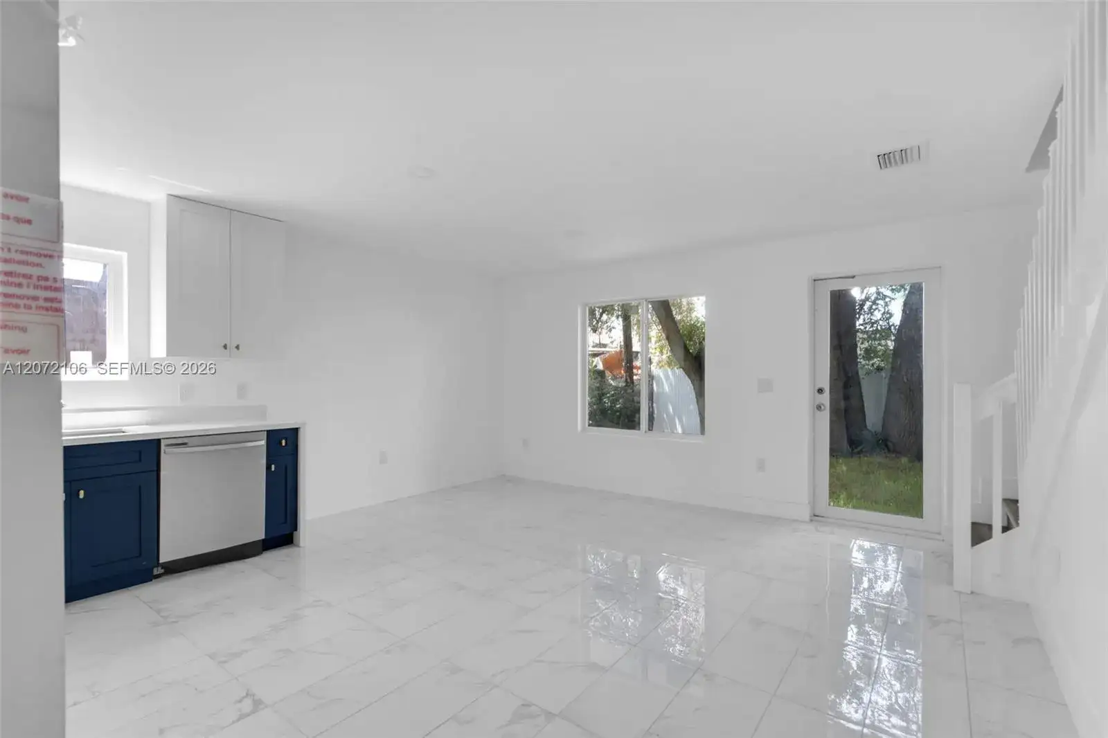 1629 NW 40th St, Miami FL 33142 photo 3