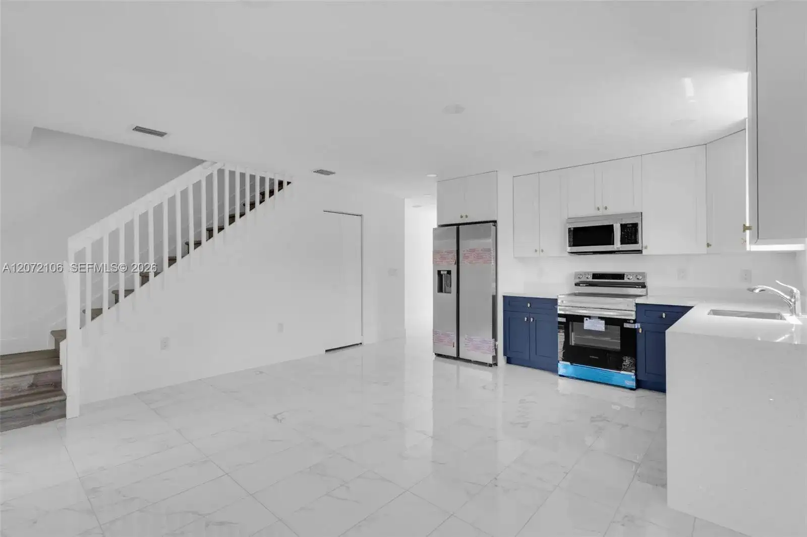 1629 NW 40th St, Miami FL 33142 photo 4