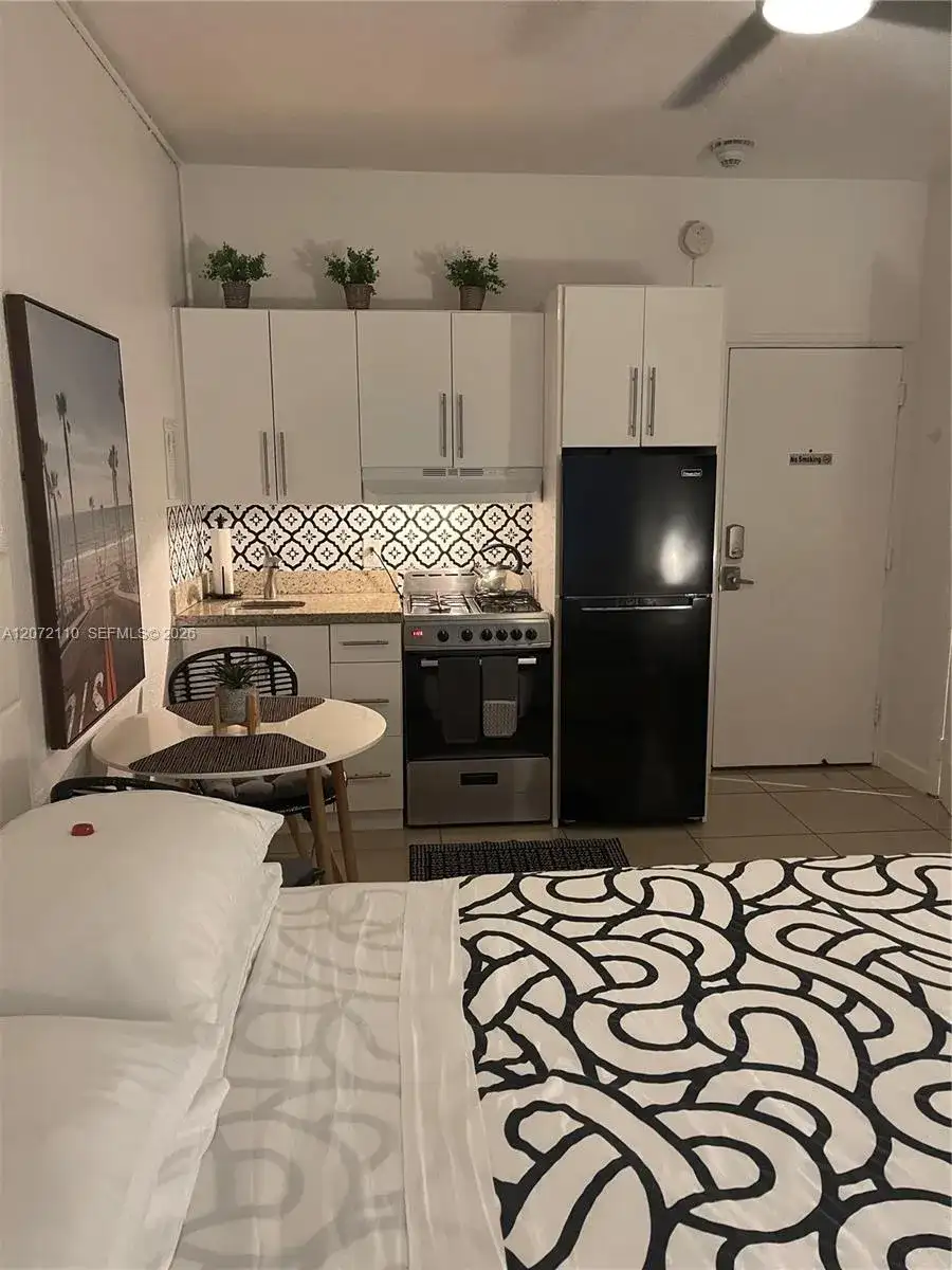 3710 Collins Ave # 208, Miami Beach FL 33140 photo 3