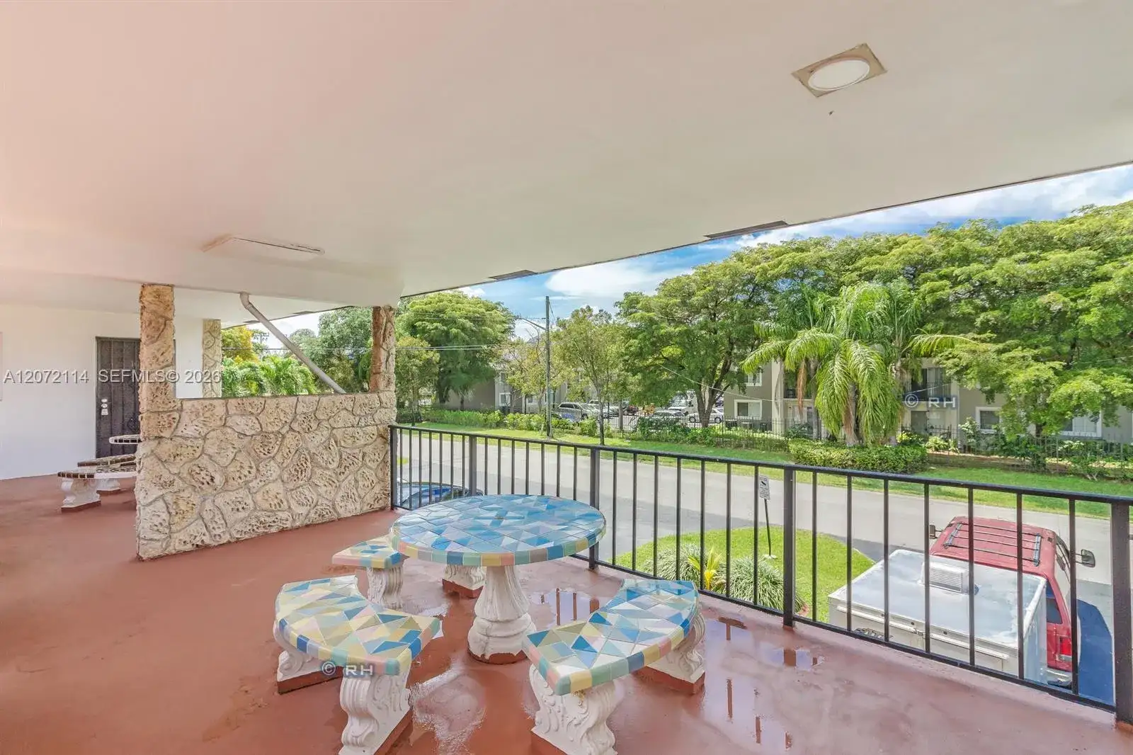 344 SW 1st St # 6, Pompano Beach FL 33060 photo 2