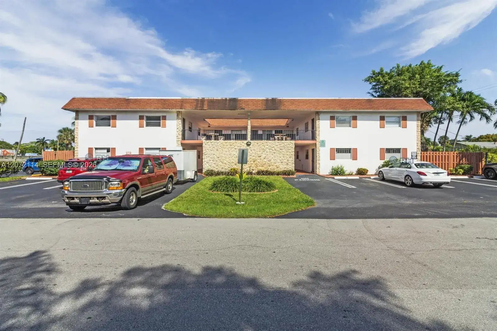 344 SW 1st St # 6, Pompano Beach FL 33060 photo 3
