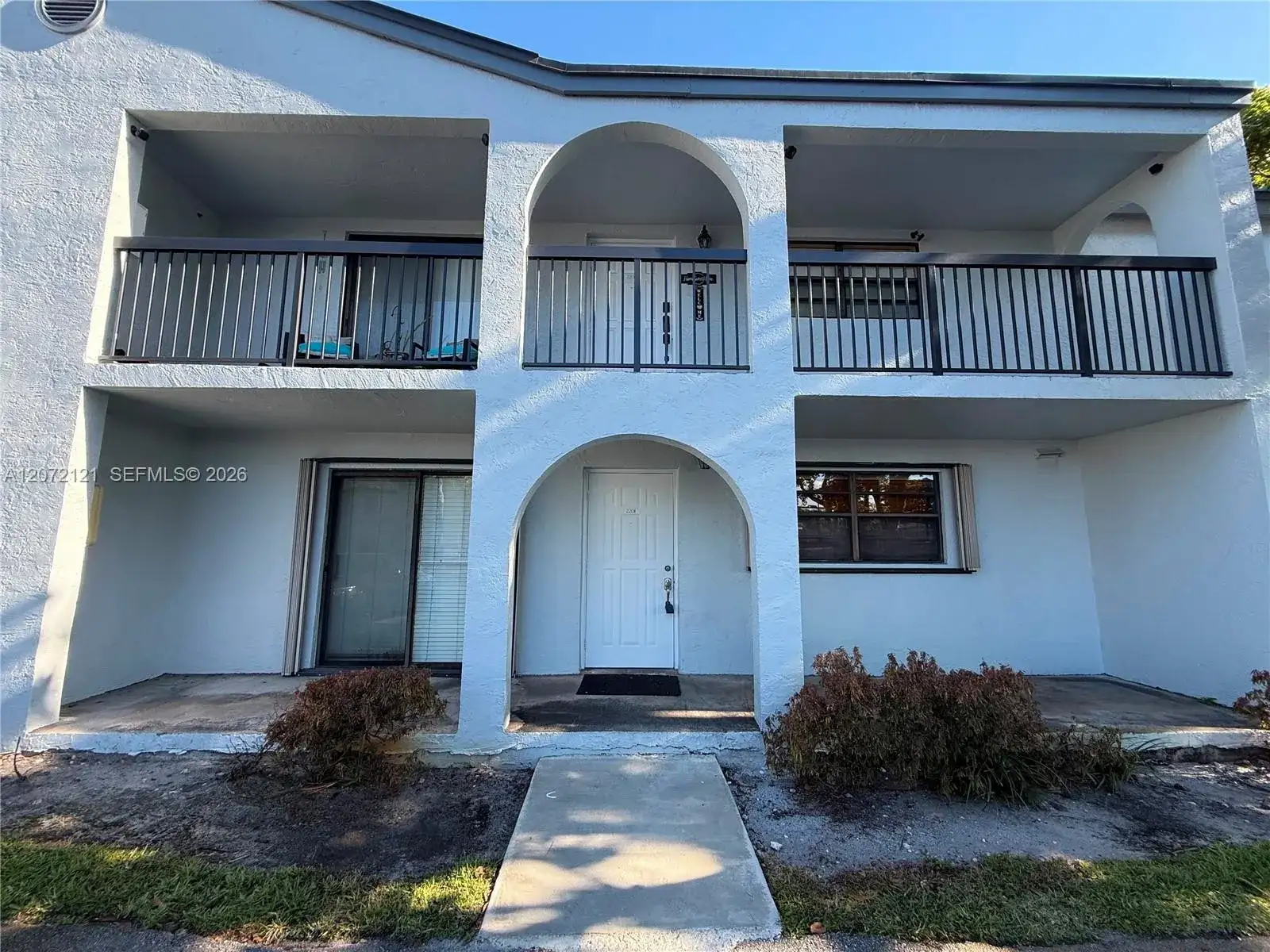 18200 Mediterranean Blvd # 2201, Hialeah FL 33015 photo 2