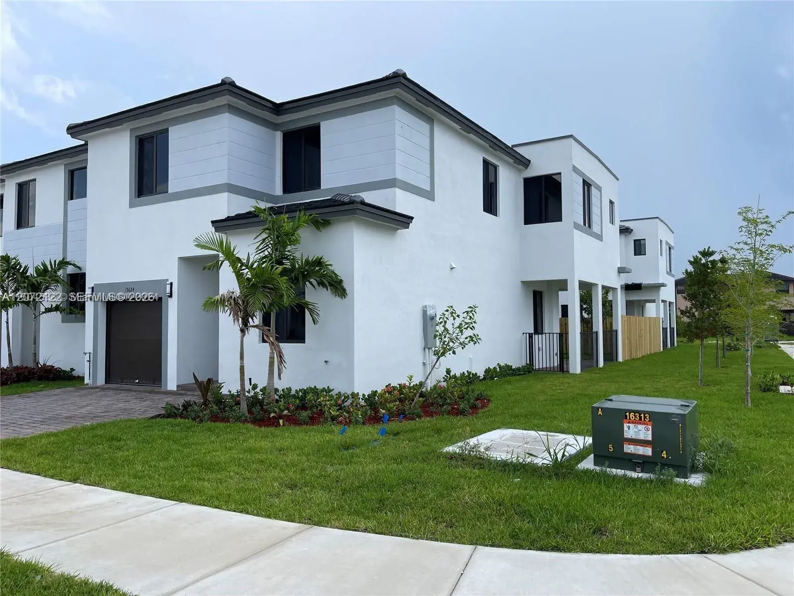 13624 SW 158th Ave,, Miami FL 33196