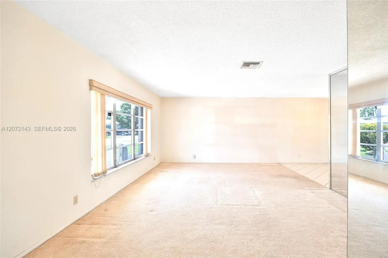 7102 NW 71st St, Tamarac FL 33321