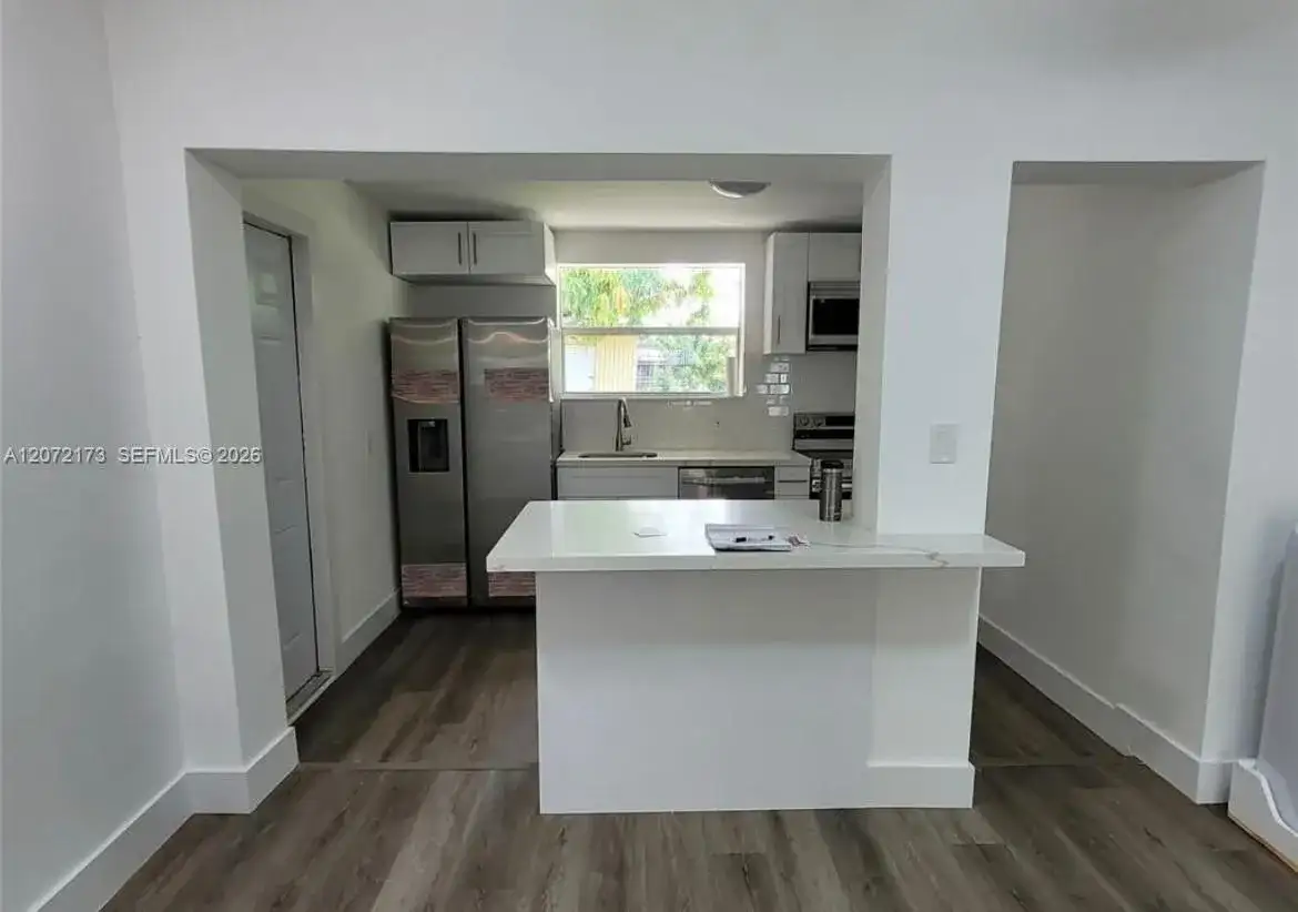 1245 NW 126th St, North Miami FL 33167 photo 2