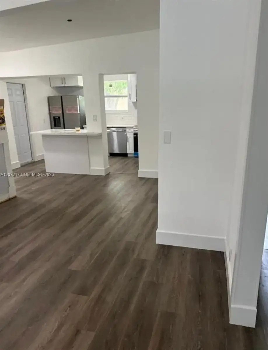 1245 NW 126th St, North Miami FL 33167 photo 3