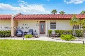 302 Lake Evelyn Dr # 302, West Palm Beach FL 33411 photo 2